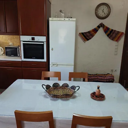 Eftihia's * Agia Triada